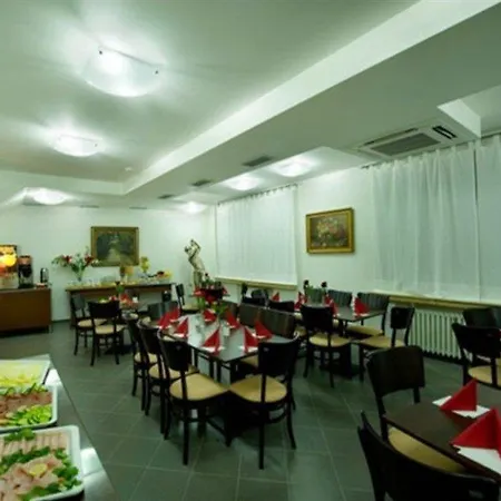 Hotel Leon D'oro 4*