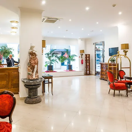 Отель Leon D'oro