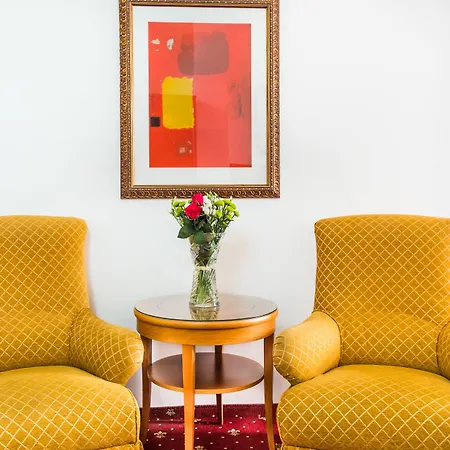 Отель Leon D'oro 4*