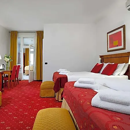 Hotell Leon D'oro 4*